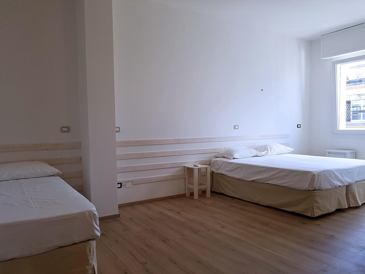 La Camera Bologna-Stazione Affittaly Rooms מראה חיצוני תמונה