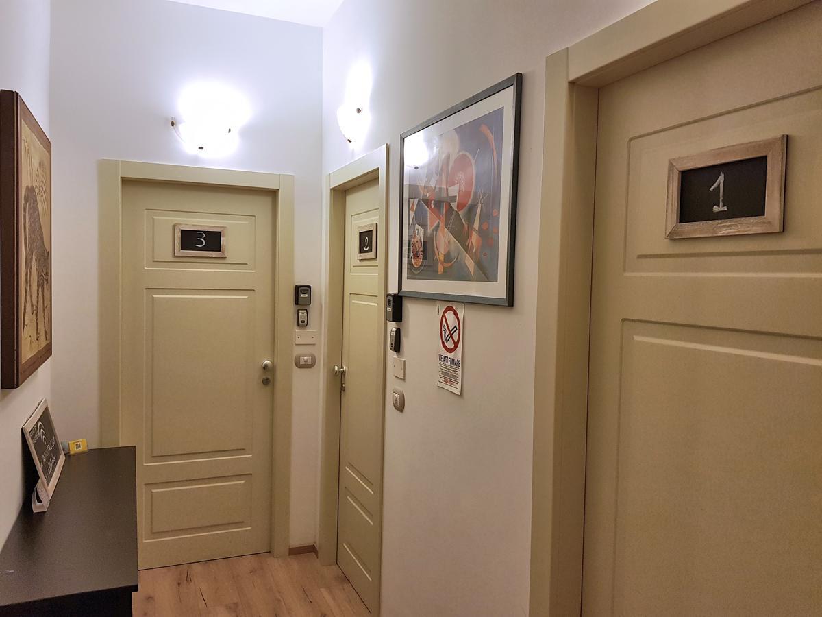 La Camera Bologna-Stazione Affittaly Rooms מראה חיצוני תמונה