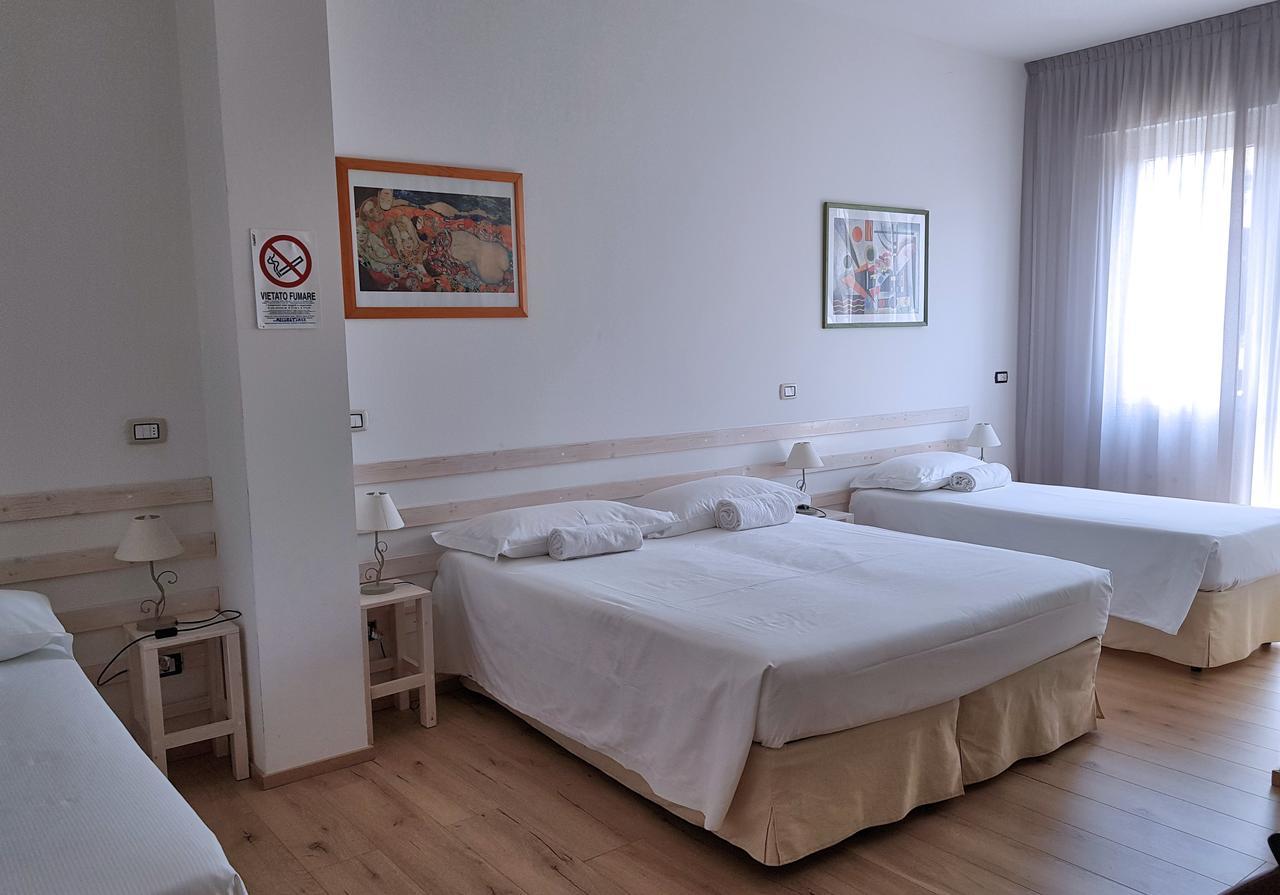 La Camera Bologna-Stazione Affittaly Rooms מראה חיצוני תמונה